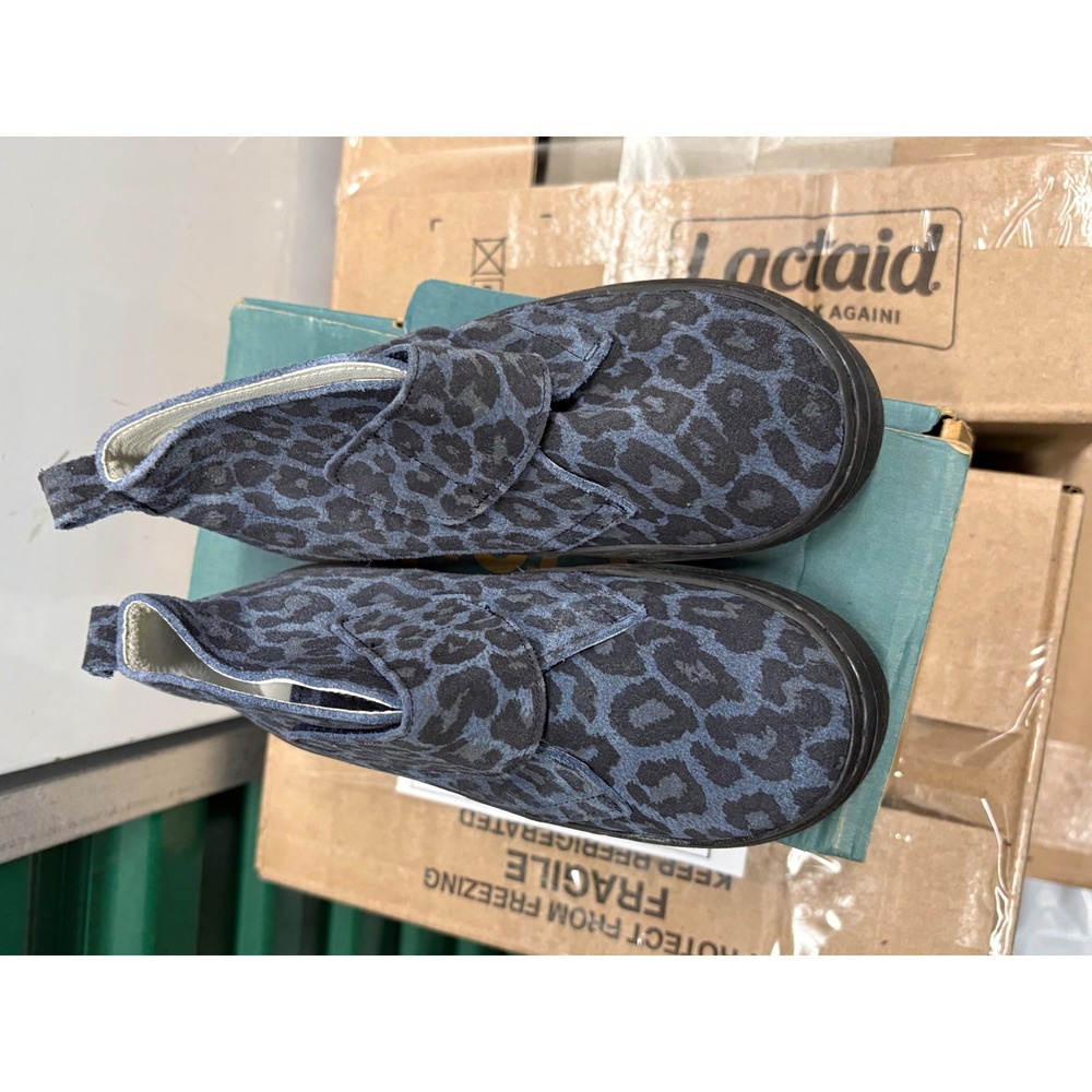 Victoria Kids Anil Blue Leopard Print Chukka Boots Hook Loop Size 27 NEW